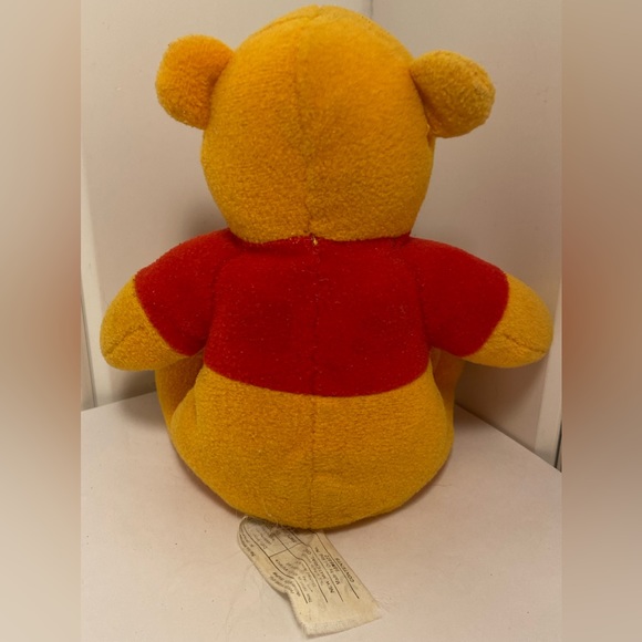 2 Vintage Disney Store Winnie the Pooh  belly rattle PLUSH McDonalds Toy mini - Picture 8 of 16